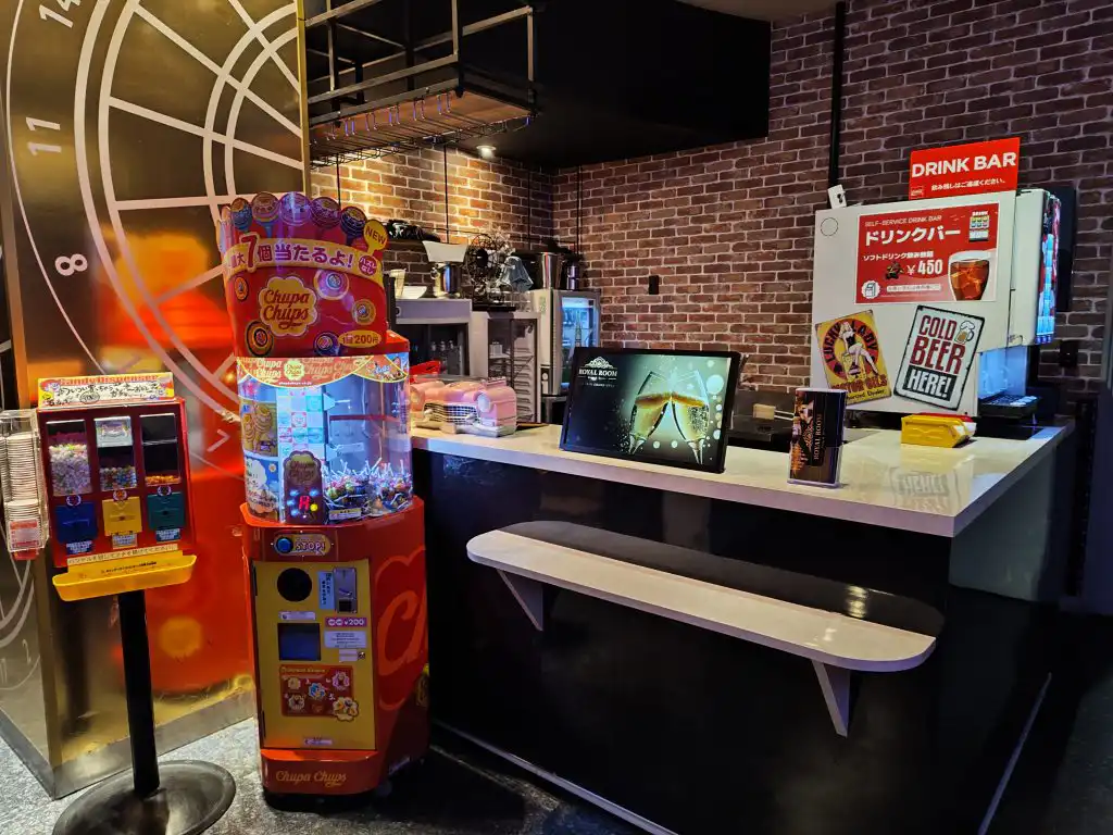 3Fバーカウンター